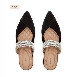 Birdies The Swan flats in Black Cuff